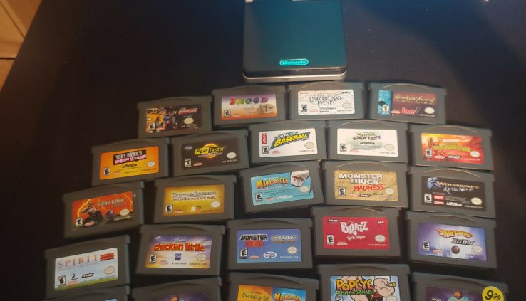 Nintendo Gba sp handheld machine with 24 game lot