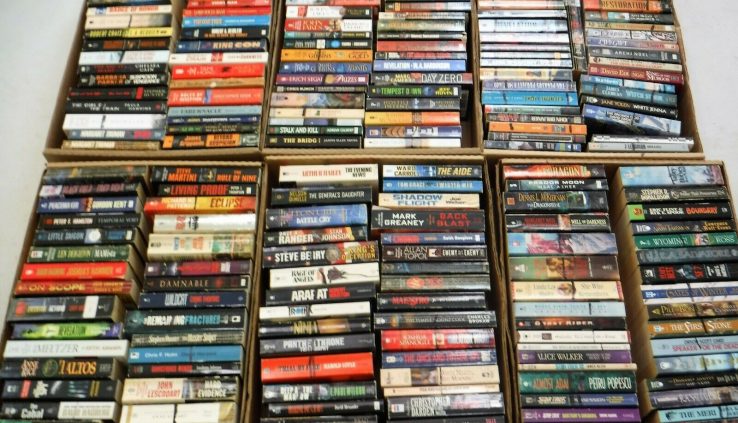 Lot of 20 fiction PB books stock closeout random Mystery Romance Fiction