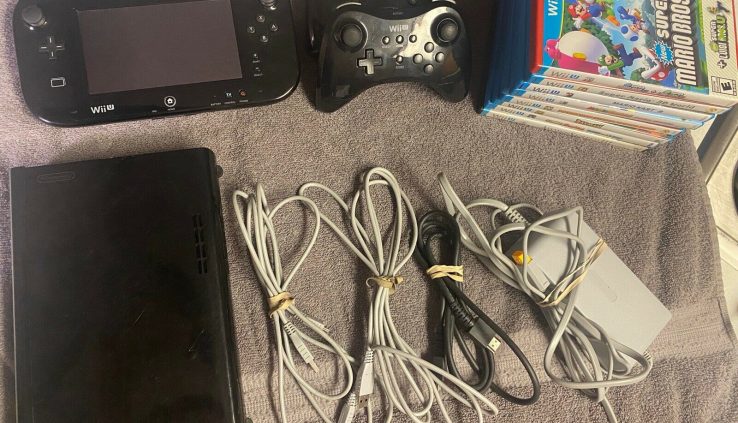Nintendo Wii U 32GB Console with 9 Games and Extras!