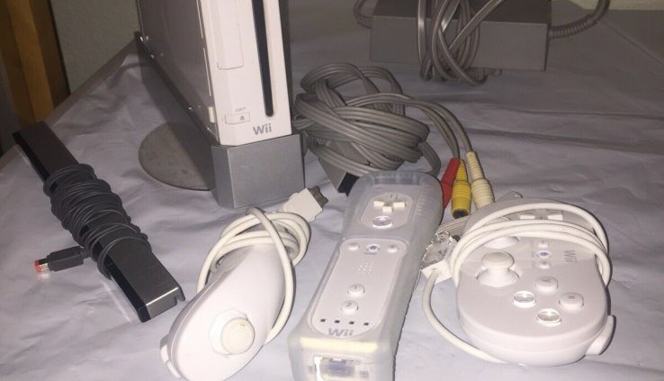 Nintendo Wii RVL-001 White Console (NTSC) Examined And Working!