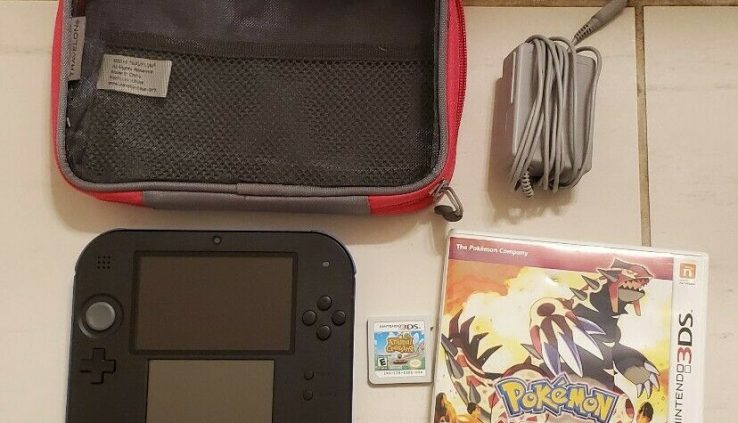 Nintendo 2DS bundle with 3 games, charger, and salvage!