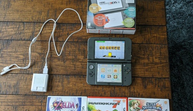 MINT Nintendo Fresh 3DS XL 4GB Handheld System – Shadowy with 3 games and charger!