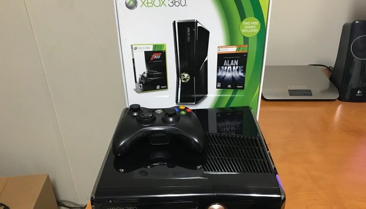 Microsoft Xbox 360 Slim 250GB Console w/ Field, Extra Controller & 3 Video games