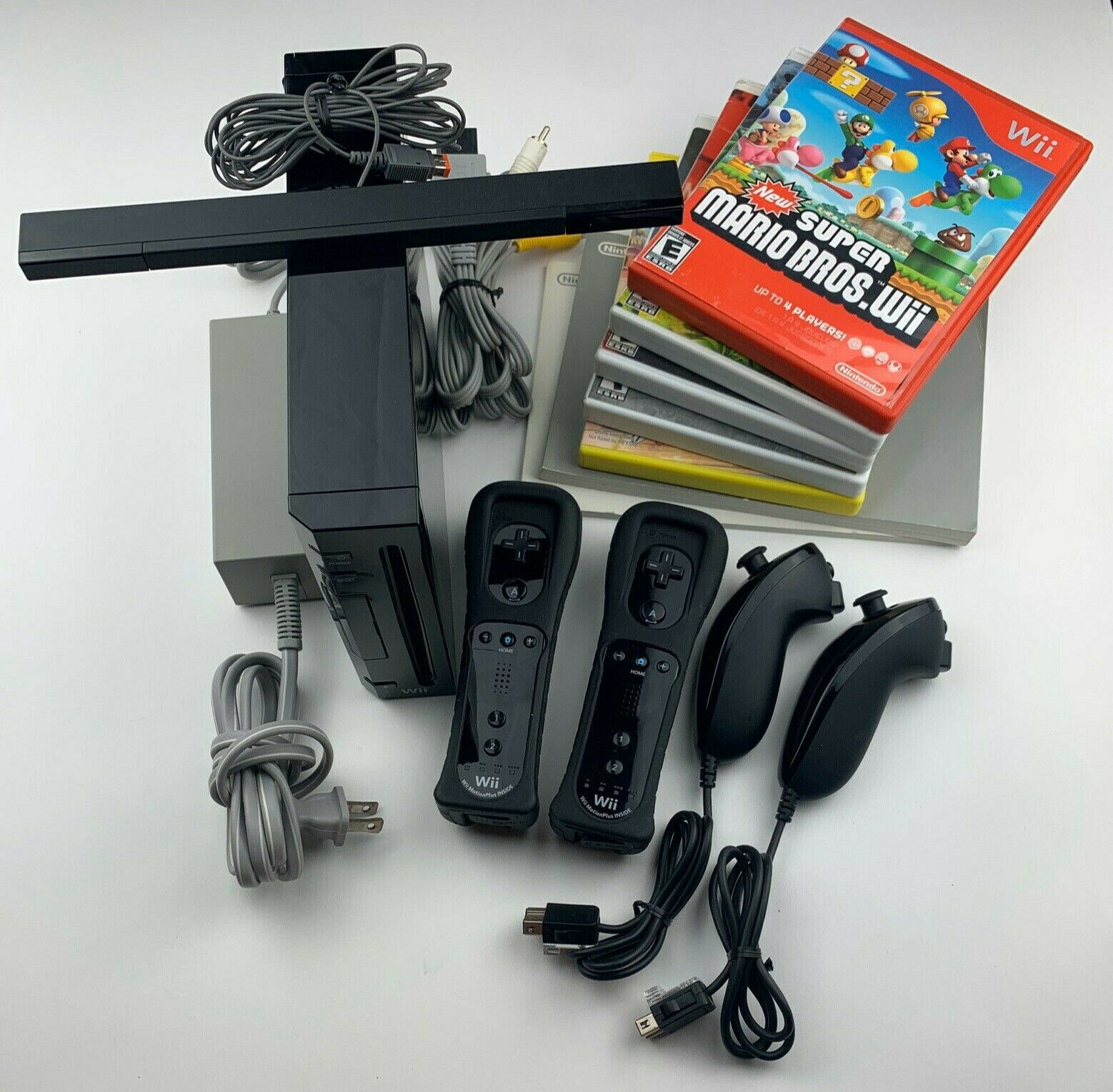 Nintendo Wii Sport Console 2 Controllers and 6 Games Family Bundle