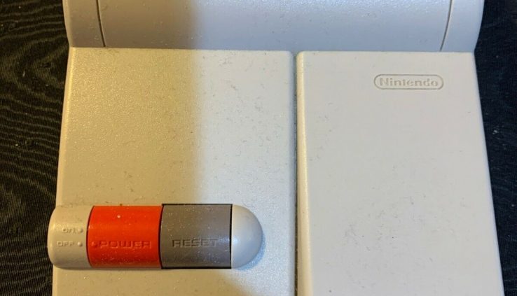 Nintendo HVC101