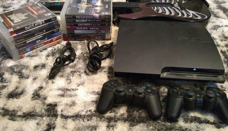 Sony PS3 Slim 160GB Map Lot 2 Controllers 14 Games