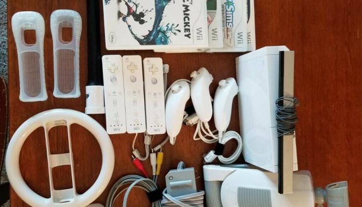 Nintendo Wii White Console Bundle