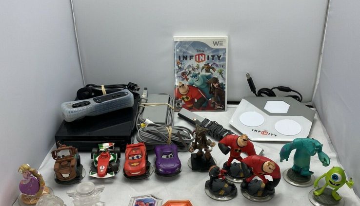 Nintendo Wii Sad Console RVL-101 – Disney Infinity Bundle 21 Pieces