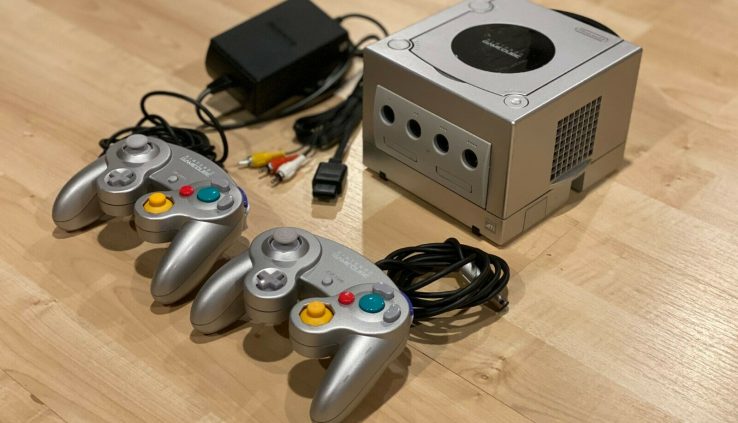 Nintendo GameCube Platinum + 2 Unique OEM Matching Silver Controllers (Examined)