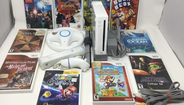 NINTENDO Wii Bundle RVL-001 with 10 Video games Mario Galaxy Paper