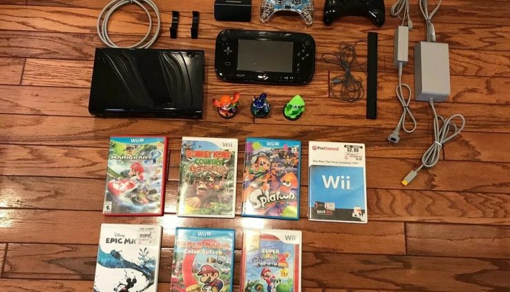Nintendo Wii U Colossal Mario 3D World Deluxe 32GB Gloomy Console and Gamepad