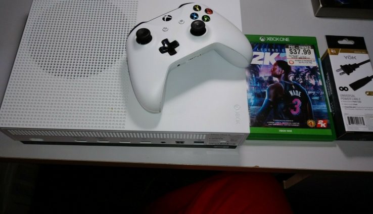 Microsoft Xbox One S 500GB White Console entails: 1 NBA 2K20, 1 controller