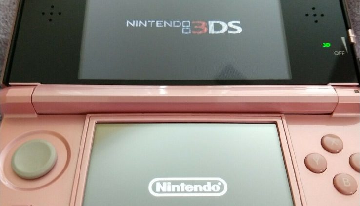 Nintendo 3DS Handheld Machine Console Pearl Pink w/ Cradle Amazing Mint Cond.