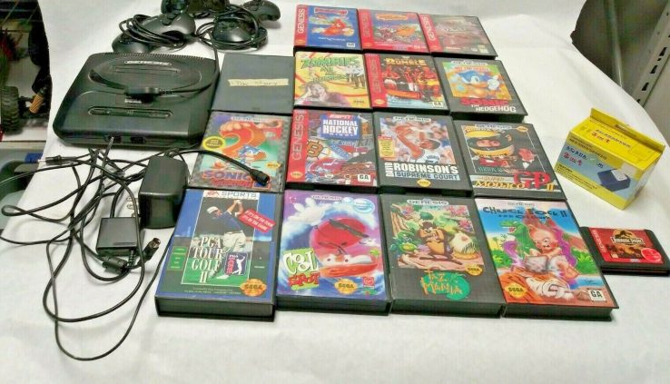 SEGA GENESIS MK-1631 WITH 3 CONTROLLERS, POWER CORD AND ALL CABLES +15 GAMES