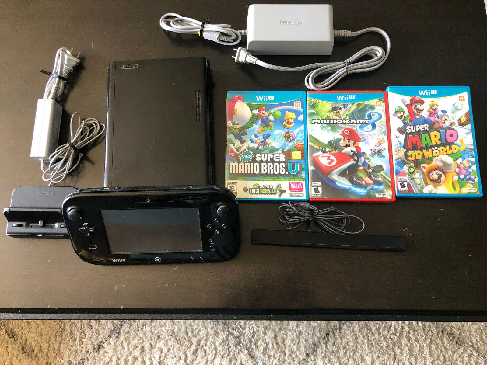 Nintendo Wii U 32GB Console Bundle With Gamepad, Cables & 3 Video games