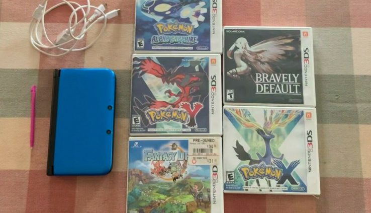 Nintendo 3DS XL Handheld Console – Blue/Gloomy (USED WITH GAMES /CHARGER/ STYLUS)