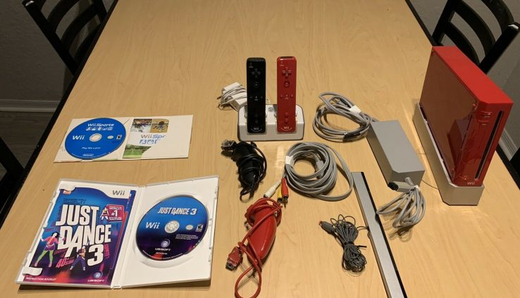 Nintendo Wii Console 2 Controllers 2 Nunchucks Correct Dance Wii Sports actions