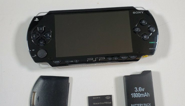 SONY PSP 1000 1001 PlaystationPortable B2 TESTED; NEW BATTERY; GOOD CONDITION