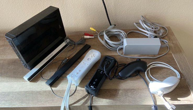 Nintendo RVL-101 Wii Console – Shadowy