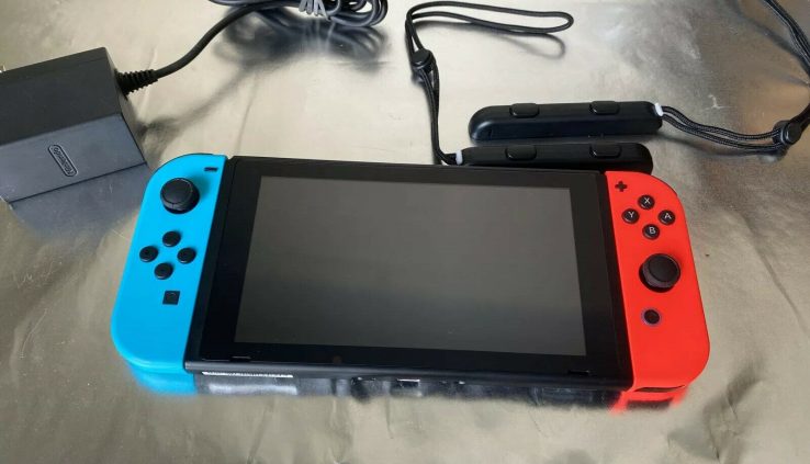 UNPATCHED Nintendo Change 32GB Dim Console with NEON Blue And Red Pleasure-Cons