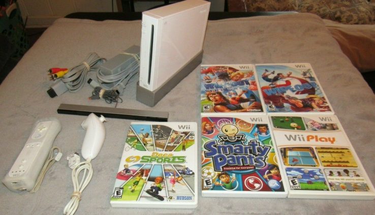 Nintendo Wii Console Bundle w/ WiiMote, Nunchuck & 5 Video games, GameCube Properly matched