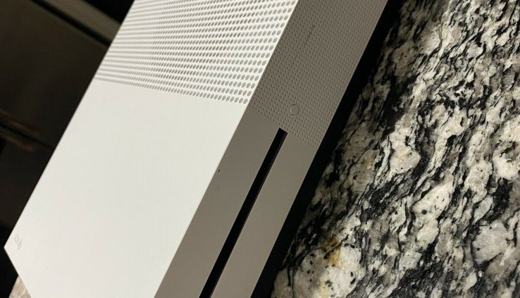 XBOX One S White 500GB