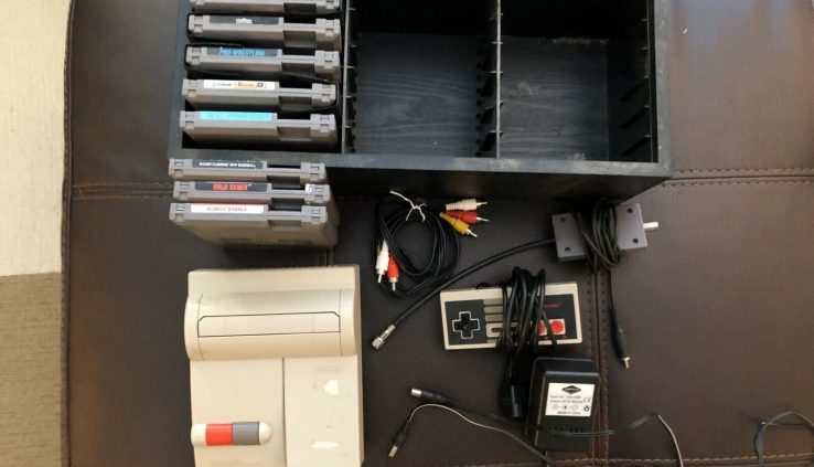 Nintendo NES-101 Top Loader Bundle – 1 Controller-7+2 Video games & Cords. Examined