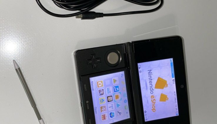 Nintendo 3DS Open Edition – Grey – Works Wide!!