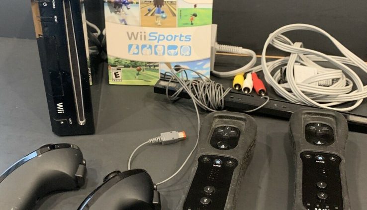 Nintendo Wii Sports Sad Bundle 2 Controllers Ready To Trudge And Play No Reserve