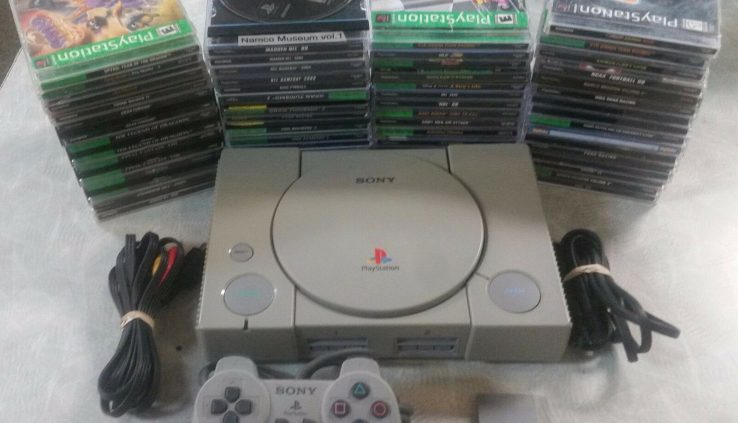 Sony PlayStation PS1 Gray Console Machine with games