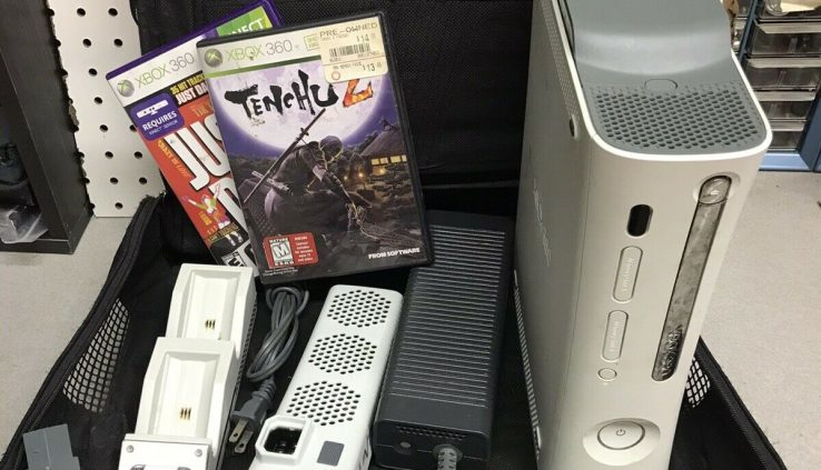 Xbox 360 White Console Sport Lot Bundle Works BONUS PlayStation 3 Hump back and forth Case