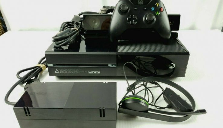 Microsoft 1540 Xbox One 500 GB Console with Kinect BUNDLE- Murky FAST SHIP