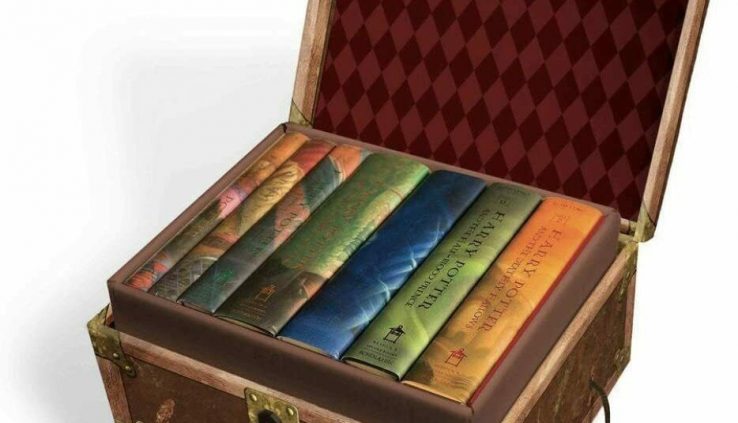 Harry Potter Hardcover Small Model Boxed Station: All 7 Books in Chest BRAND NEW