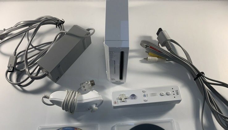 Nintendo Wii White Console RVL-001 Game Cube Appropriate Bundle – Tidy – Tested