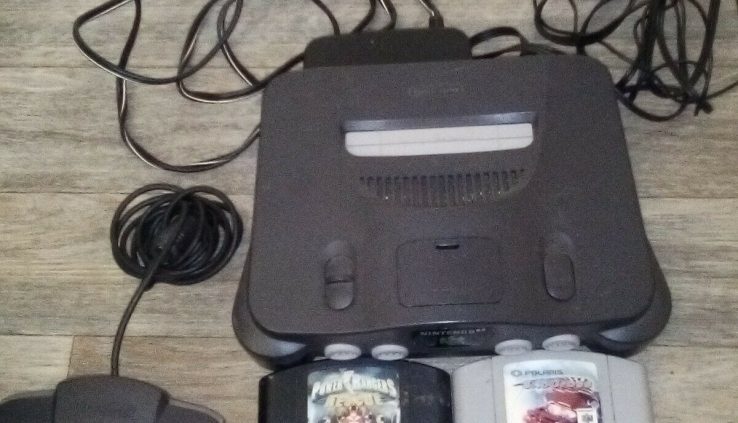 Nintendo 64 Console with 4 video games