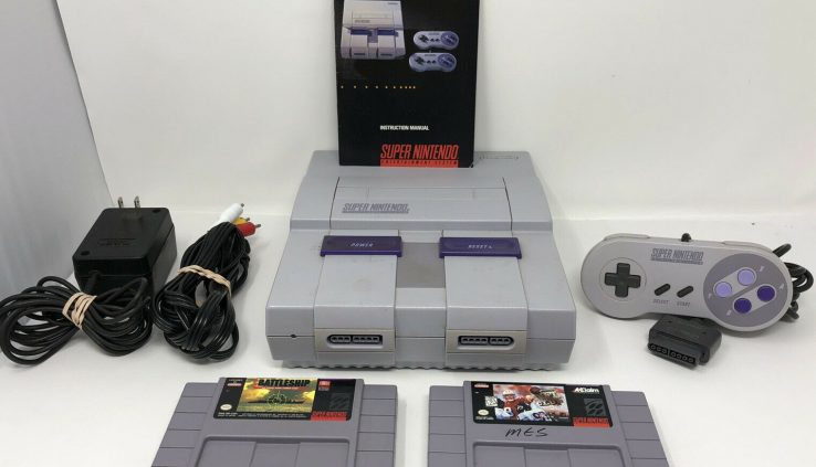 Neat Nintendo Console Bundle 2 Video games Controller & Cords SNES Manual Lot Works