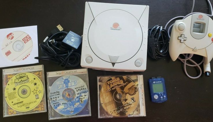 Sega Dreamcast Console Model HKT-3020 Bundle w/ 4 Games, 1 Controller