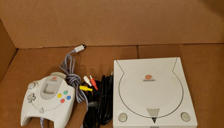 Sega Dreamcast Console 1x controller 1x Bounce Pack all hookups & bonus sport