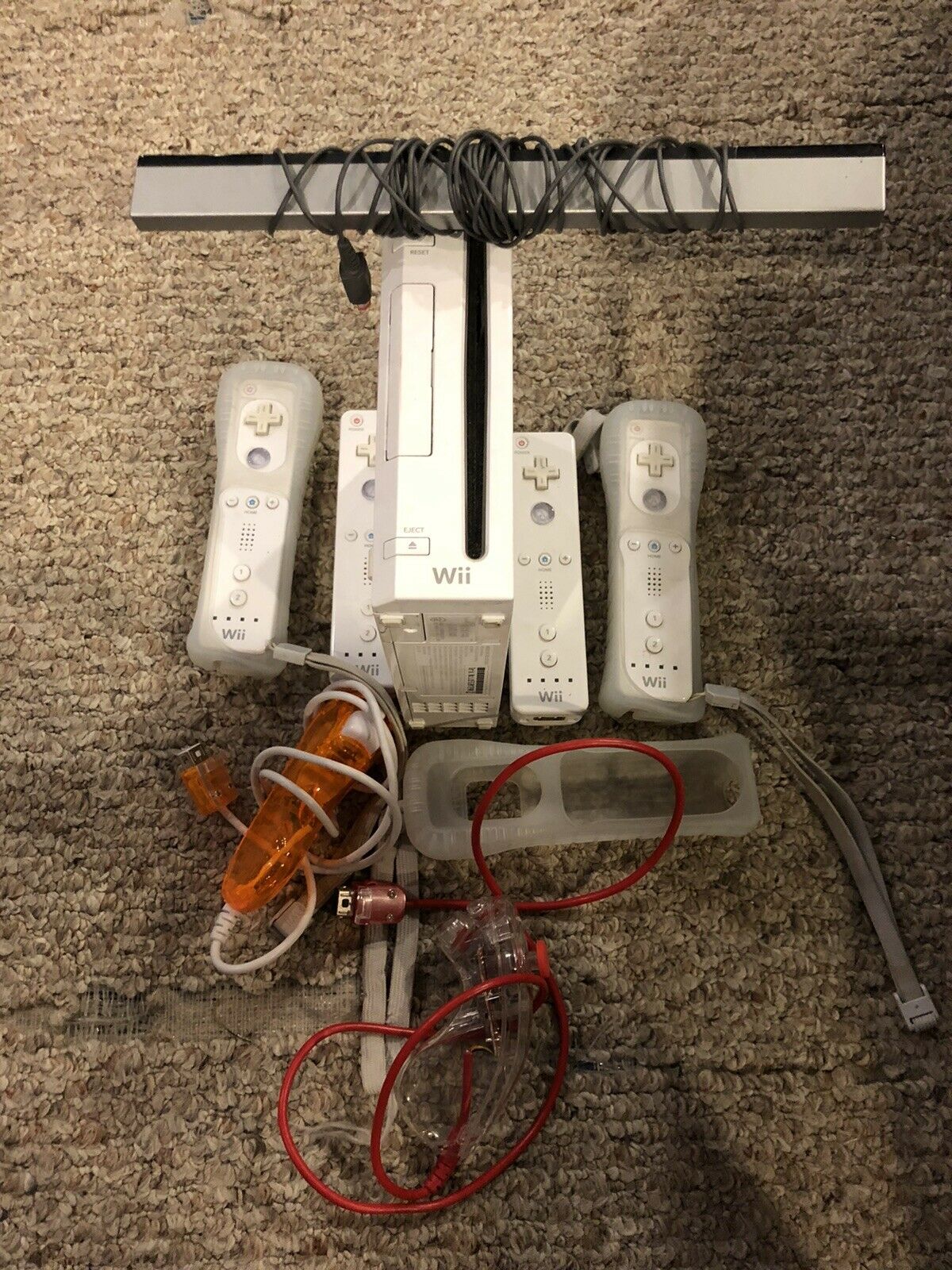 Nintendo RVL101 Wii Console White on 