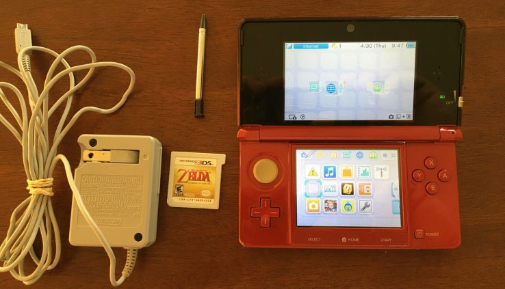 Nintendo 3DS Zelda Game & Charger. Tested And Working