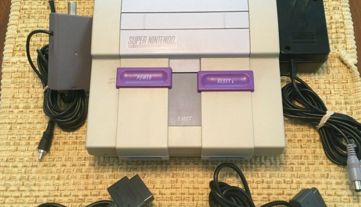 SUPER NINTENDO SNES Console Total with 2  Controllers and a pair of Video games VG Cond.