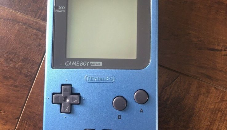 Nintendo Recreation Boy Pocket Ice Blue Metallic MGB-001 Handheld Machine NICE WORKS