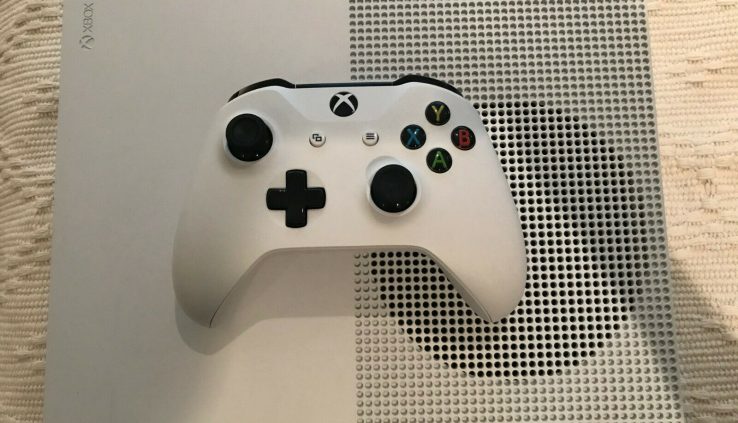 Microsoft Xbox One S White 500B Video Sport Console w/ Controller