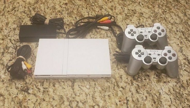 PlayStation 2 PS2 Slim WHITE Console Procedure With 2 Silver Controllers Tested