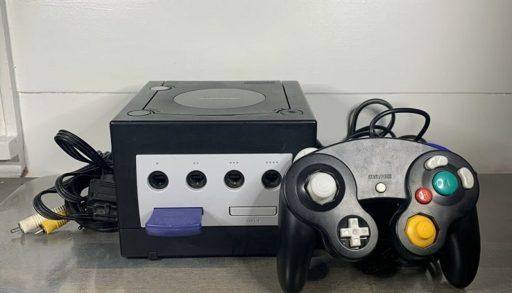 Nintendo GameCube Shadowy Console System W/ Controller, Cords & Memory Card Examined