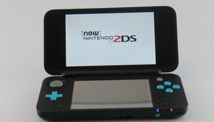 Nintendo 2DS XL Game Console Turquoise and Sunless W/ Charger.