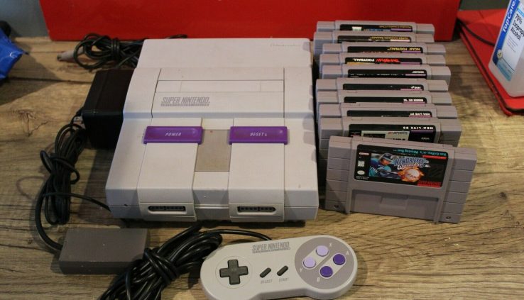 SUPER NINTENDO SNES VIDEO GAME SYSTEM w/ 10 GAMES! TESTED SNS-001