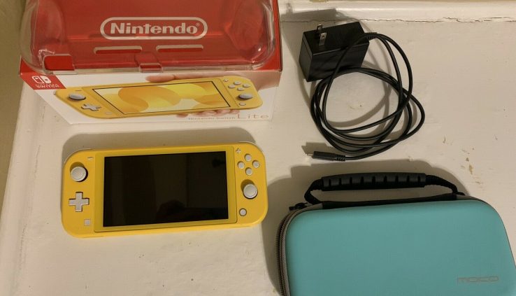 Nintendo Swap Lite Console – Yellow With Case And Carrying Case