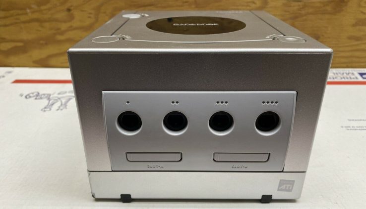 Nintendo Gamecube  CONSOLE ONLY