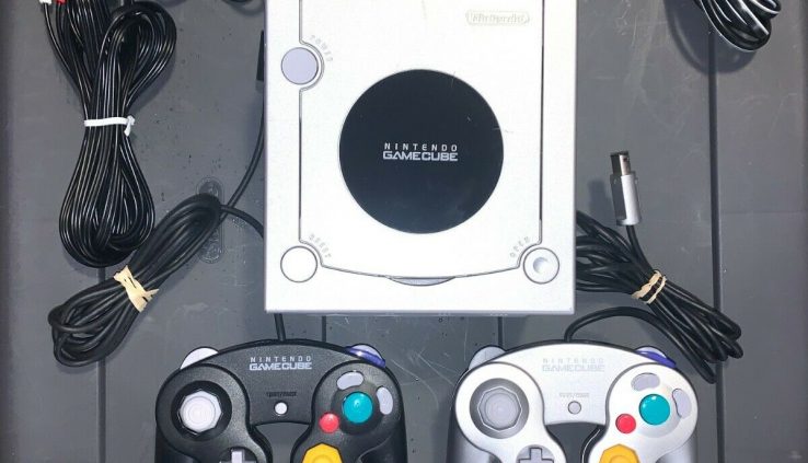 Silver GAMECUBE Console w/ 2 OFFICIAL Controllers & Mario Kart Double Spin!